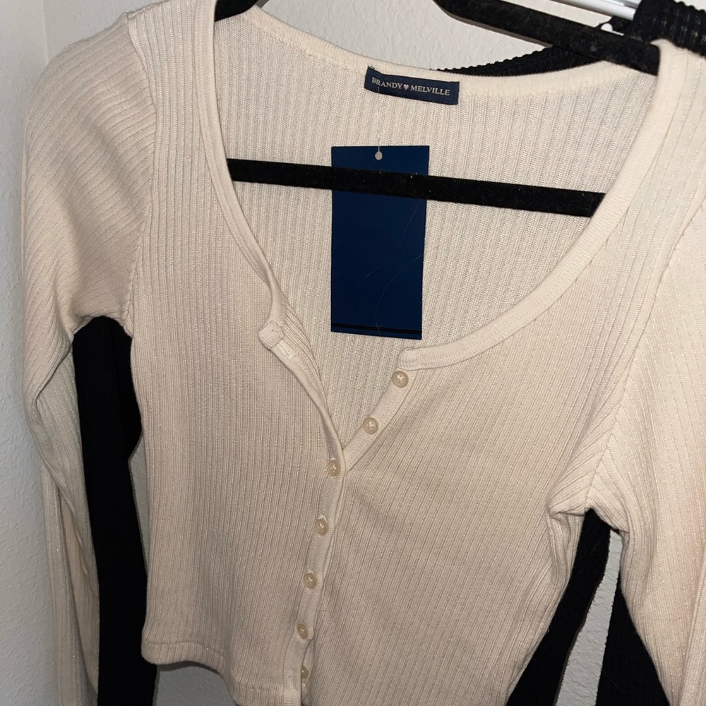 Brandy Melville sweater